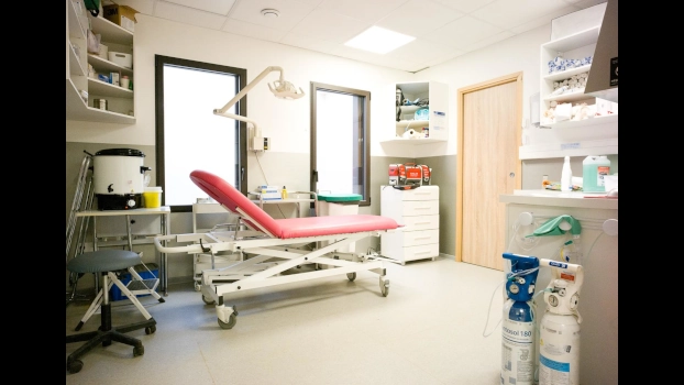 Emergency and minor surgery room at Courchevel Medical Centers